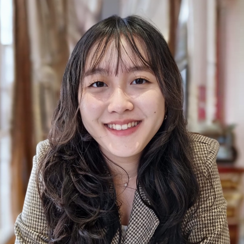 Profile Image of Desiree Cho