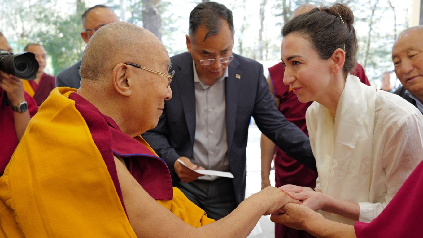 Dr Caroline Emmer de Albuquerque Green and His Holiness the Dalai Lama