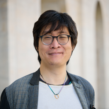  Vincent Wang-Maścianica, Senior Research Associate